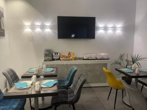 Hôtel avec petit-déjeuner buffet à Cannes, Cannes, Hôtel Anna Livia ***