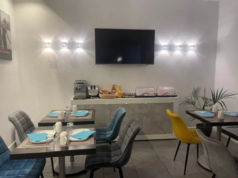 HOTEL*** CANNES AVEC PETIT DEJEUNER, Cannes, Hôtel Anna Livia ***